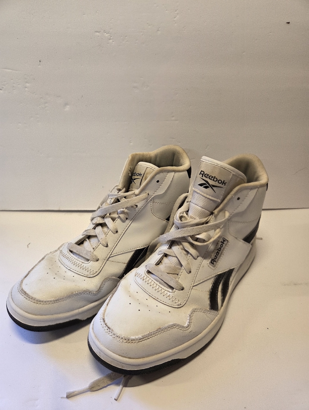 Reebok Shoes Mens 9.5 White Club High Sneakers Leather Casual Lace Up